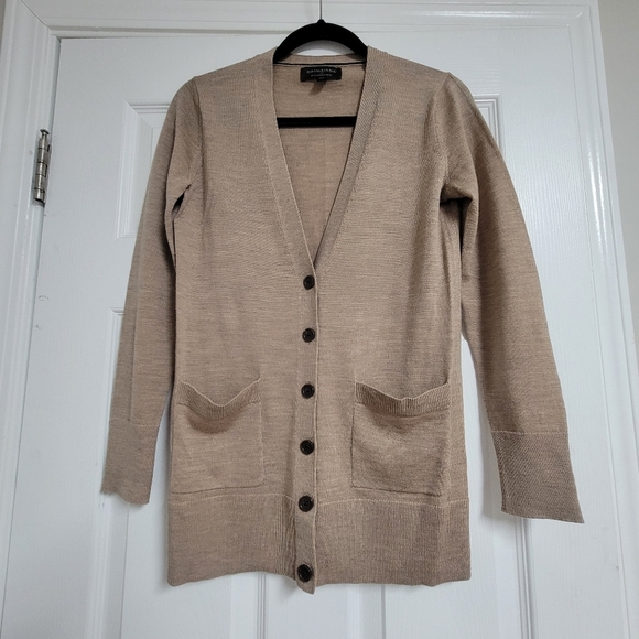 Banana Republic Factory Merino Wool V- Neck Cardigan Size xs. - Picture 3 of 11